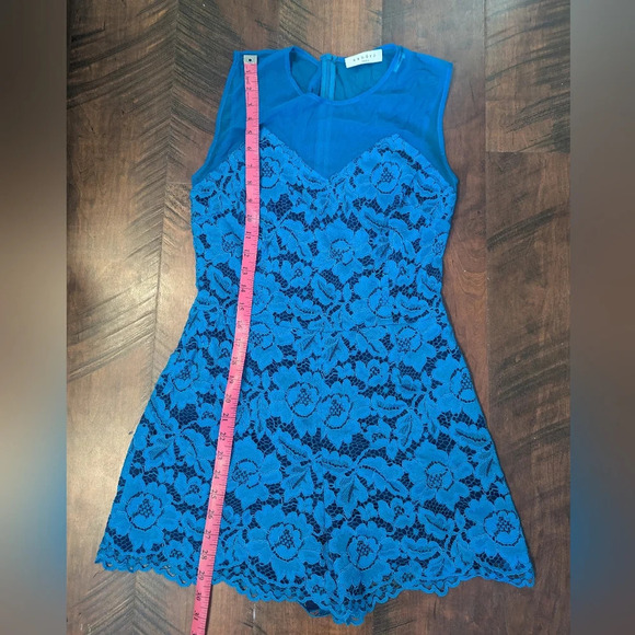 Sandro Blue Lace Romper, US 2 - Picture 3 of 4